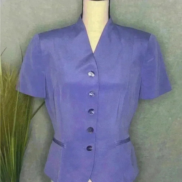 Maggy London 100% Silk Size 10 Purple Classic Jacket Faux Pockets - Picture 1 of 13